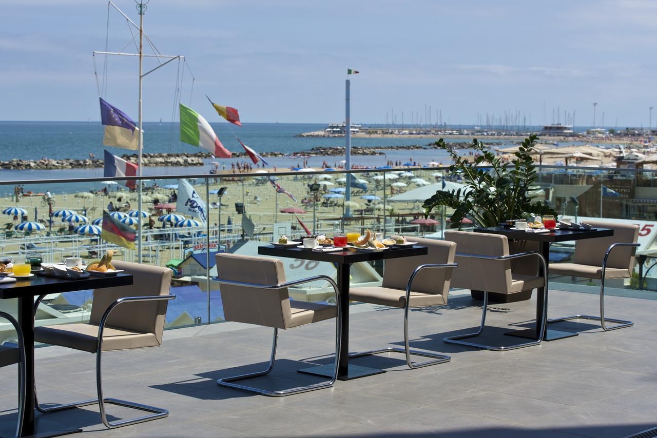 Victoria Palace Hotel Католика Екстериор снимка
